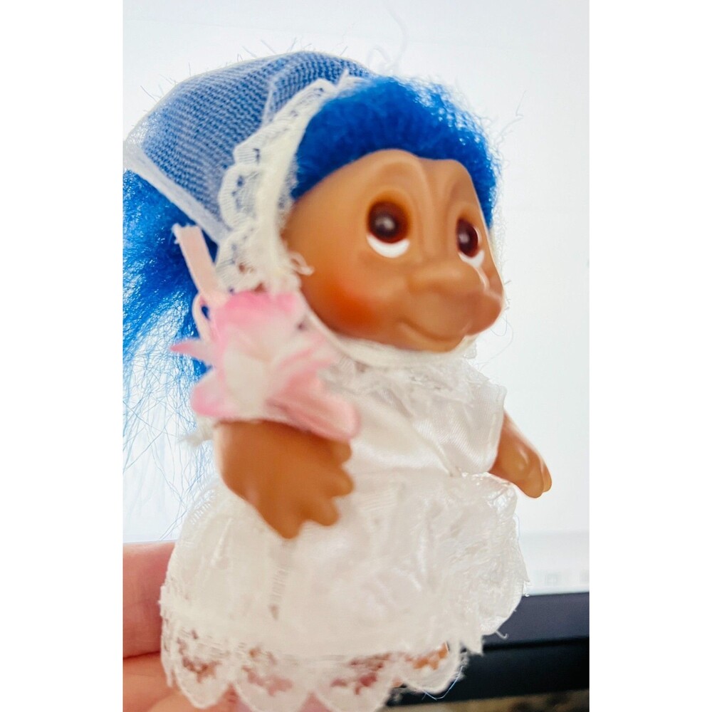 TNT Troll Doll Bride White Dress + Veil Pink Bouquet Blue Hair 5" VINTAGE 1991